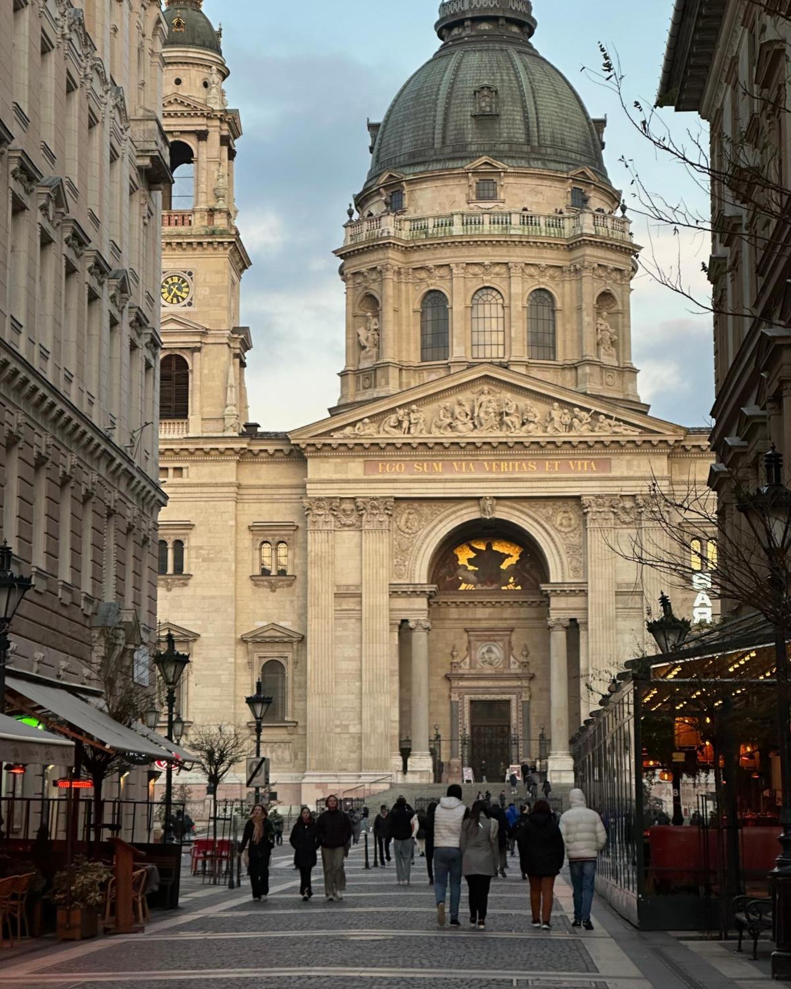 Dolce Vita Basilica 부다페스트 외부 사진